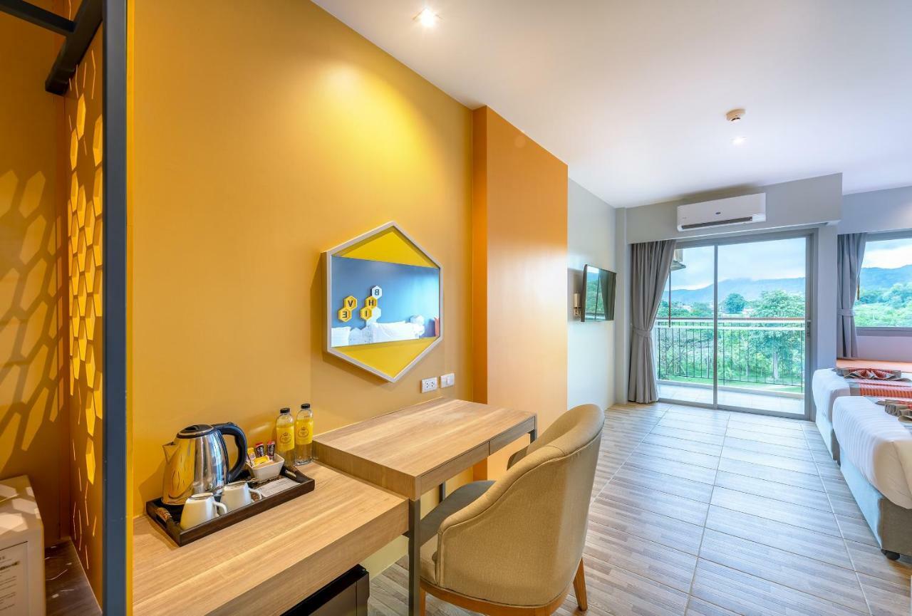 Beehive Boutique Hotel Phuket Eksteriør bilde